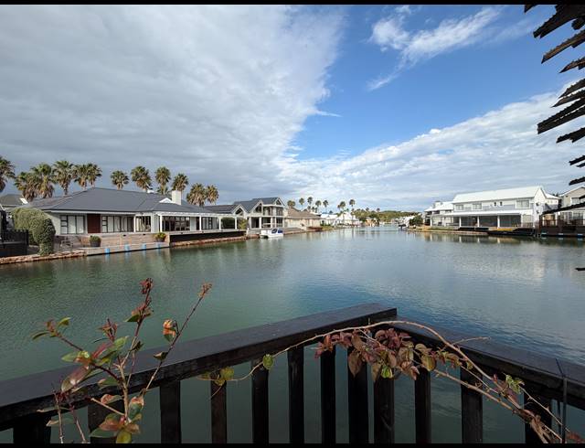 6 BEDROOM HOUSE FOR SALE IN MARINA MARTINIQUE